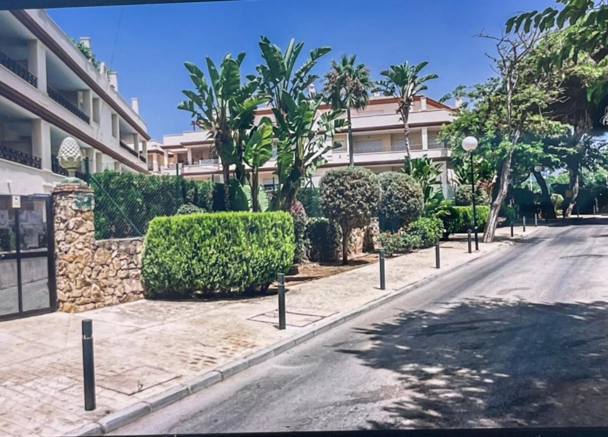Marbella Pleasant Duplex By Elviria Las Dunas Beach Luaran gambar