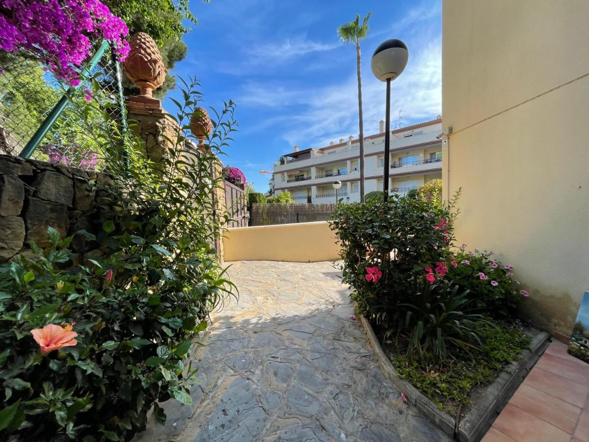 Marbella Pleasant Duplex By Elviria Las Dunas Beach Luaran gambar